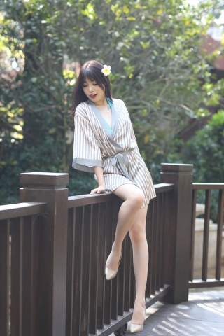 MB10475-阳光你在灿烂一些