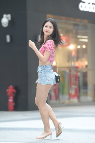 M2107-0176-紧身牛仔短裤